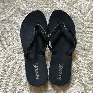 NWOT Black Reef women’s flip flops size 10 with Bling straps